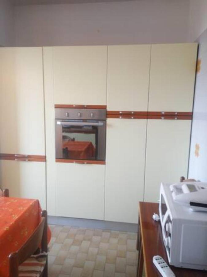 Апартаменты Attico Nel Borgo Торри-дель-Бенако Экстерьер фото